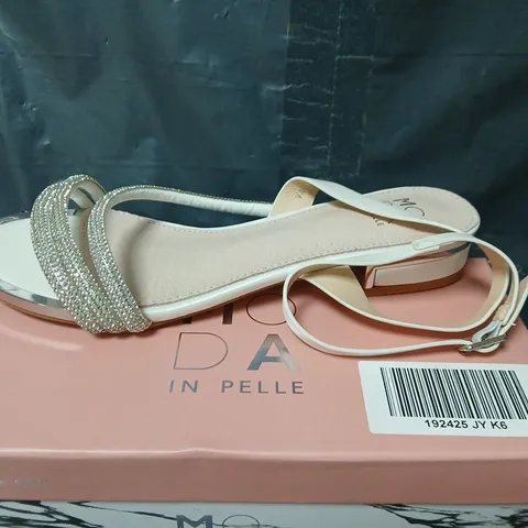 MODA IN PELLE VALINA IVORY METALLIC SANDALS – WOMEN’S, SIZE 39
