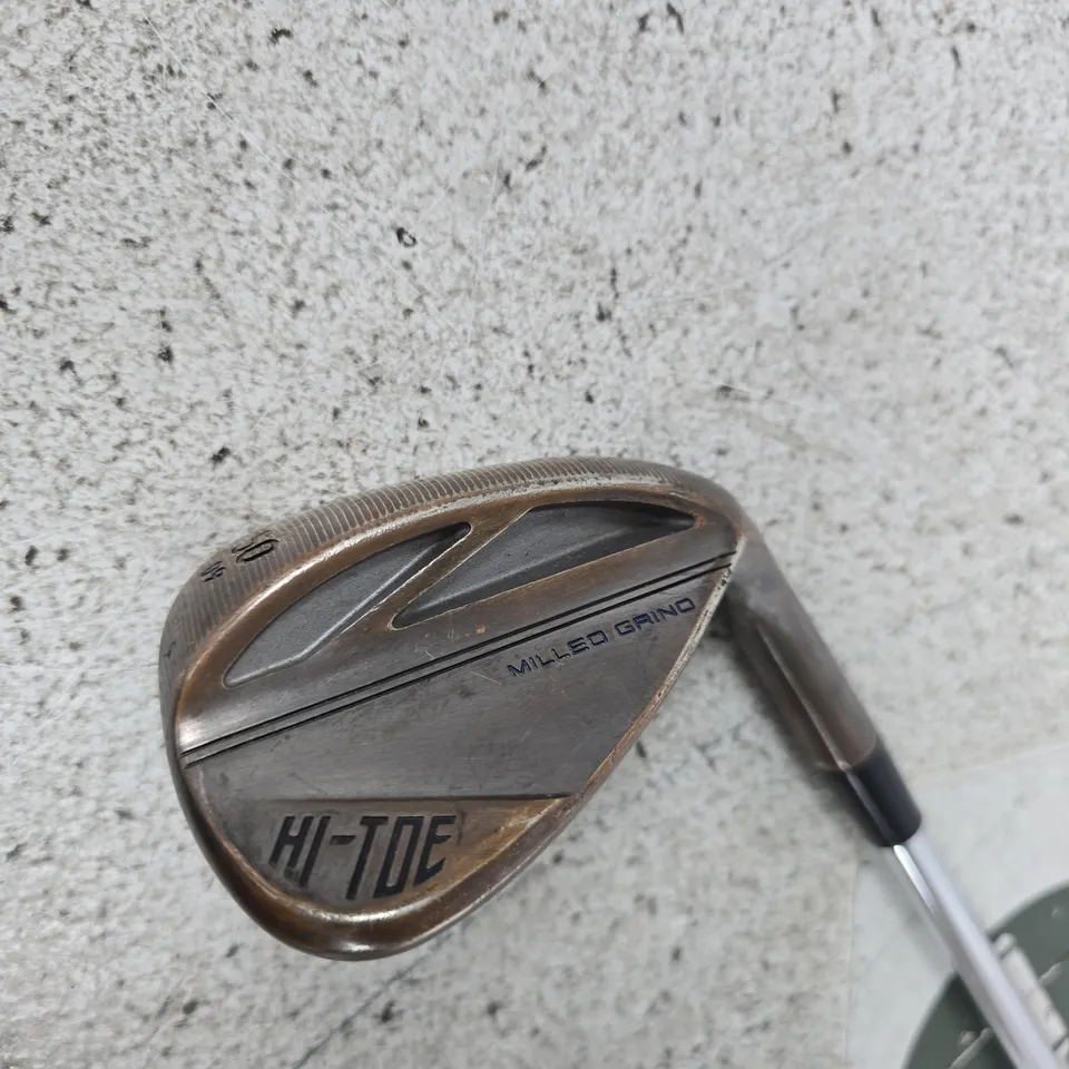 GOLF CLUB IRON – HI-TOE, MILLED GRIND (SPORTING GOODS)