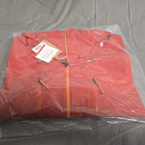 BAGGED PATAGONIA STORMSTRIDE JACKET SIZE M