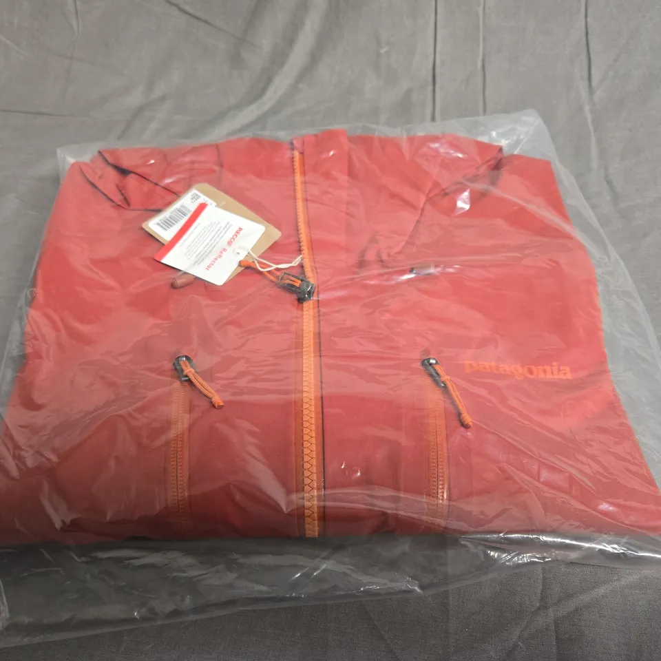 BAGGED PATAGONIA STORMSTRIDE JACKET SIZE M