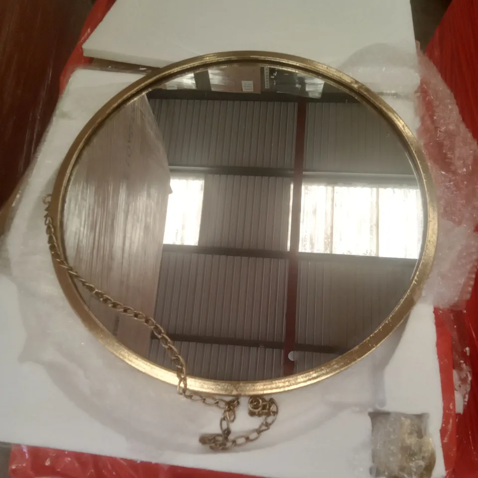 PALLET OF approximately 11 RUMCENT ROUND WALL GOLDEN MIRRORS 50CM