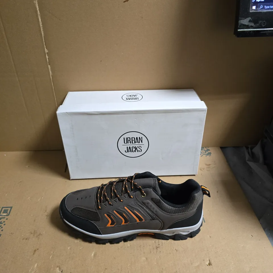 URBAN JACKS HIKING SHOES – MEN'S, GREY/BLACK WITH ORANGE DETAILING - UK SIZE 11