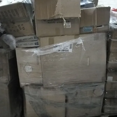 PALLET OF VARIOUS IT ITEMS 