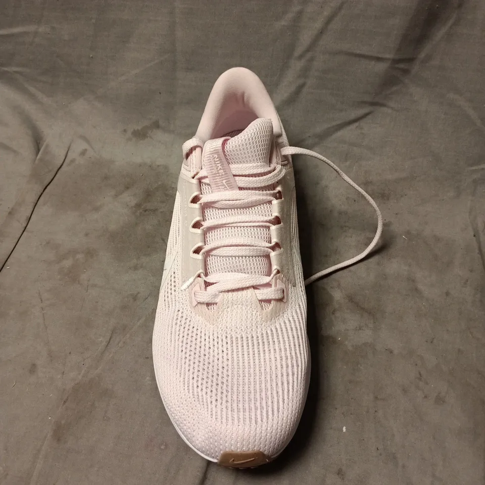 NIKE WOMEN'S PINK MESH RUNNING SHOES – UK 9.5