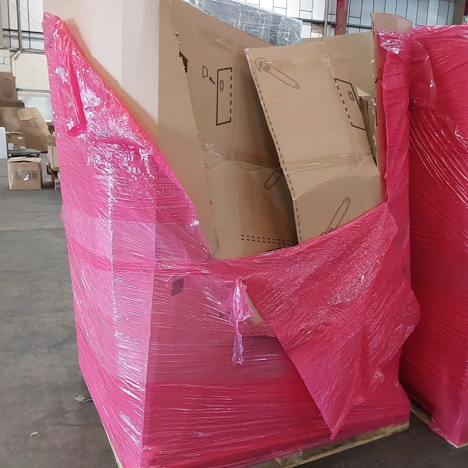 PALLET OF ASSORTED CONSUMER GOODS AND FURNITURE PRODUCTS TO INCLUDE; ALPHA CAMP CAMPING CHAIR, SMALL DOUBLE FOLDING MATTRESS, LED MIRROR, STEAM CLEANER, LIGHTED ARTIFICIAL BIRCH TREE ECT.