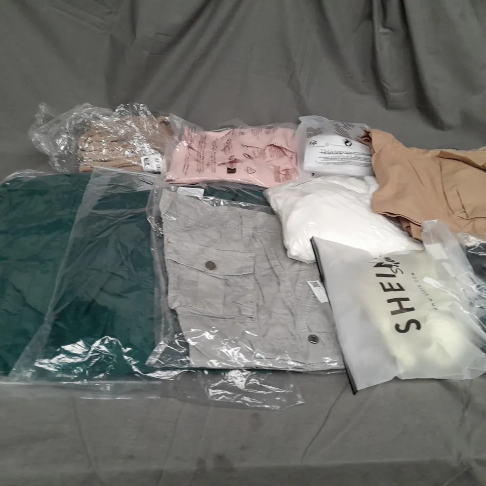 BOX TO CONTAIN APPROX 10 X ASSORTED ITEMS OF CLOTHING INCLUDES; DRESSES, SHORTS, PANTS ETC 
