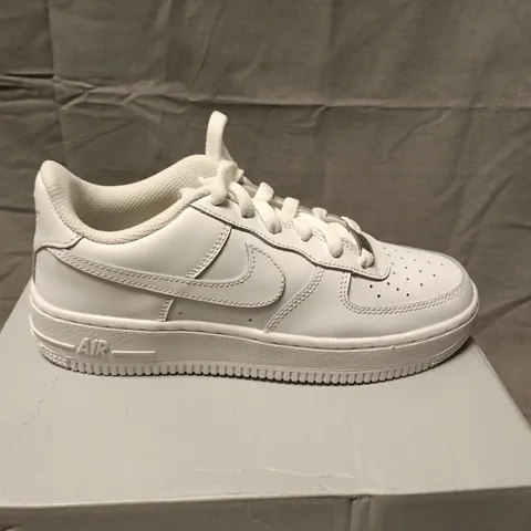 NIKE AIR FORCE 1 LE (GS) WHITE/WHITE IN KIDS' TRAINERS UK 4