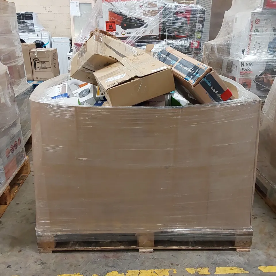 PALLET OF APPROXIMATELY 117 UNPROCESSED RAW RETURN HIGH VALUE ELECTRICAL GOODS TO INCLUDE;