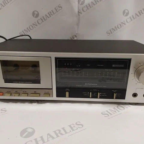 UNBOXED PIONEER STEREO CASSETTE TAPE DECK CT-320