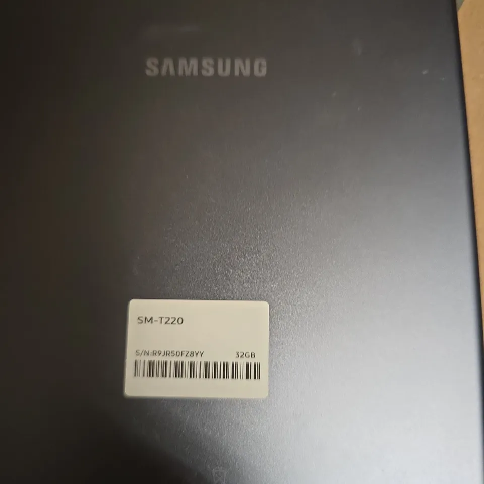 SAMSUNG GALAXY TABLET SM-T220 32GB – DARK GREY