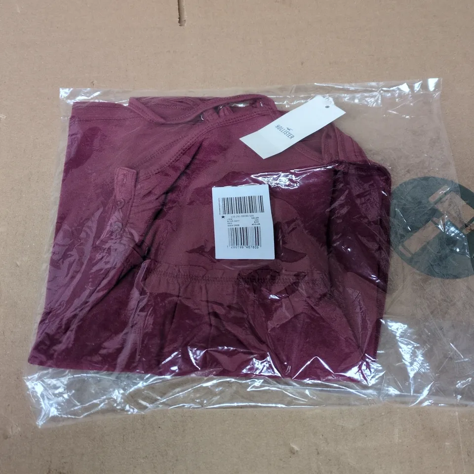 BAGGED HOLLISTER EASY HENLEY BABYDOLL CAMI - MEDIUM