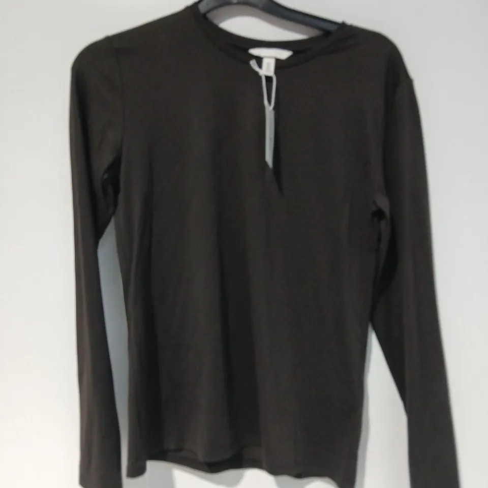 H AND M BLACK LONG-SLEEVE TOP – EU L 