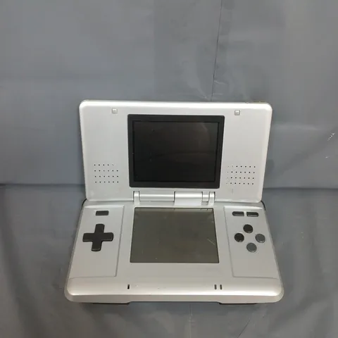 NINTENDO DS HANDHELD CONSOLE