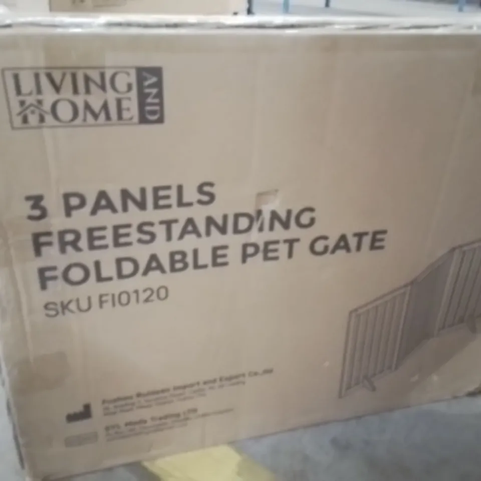 BOXED 3 PANELS FREESTANDING FOLDABLE PET GATE