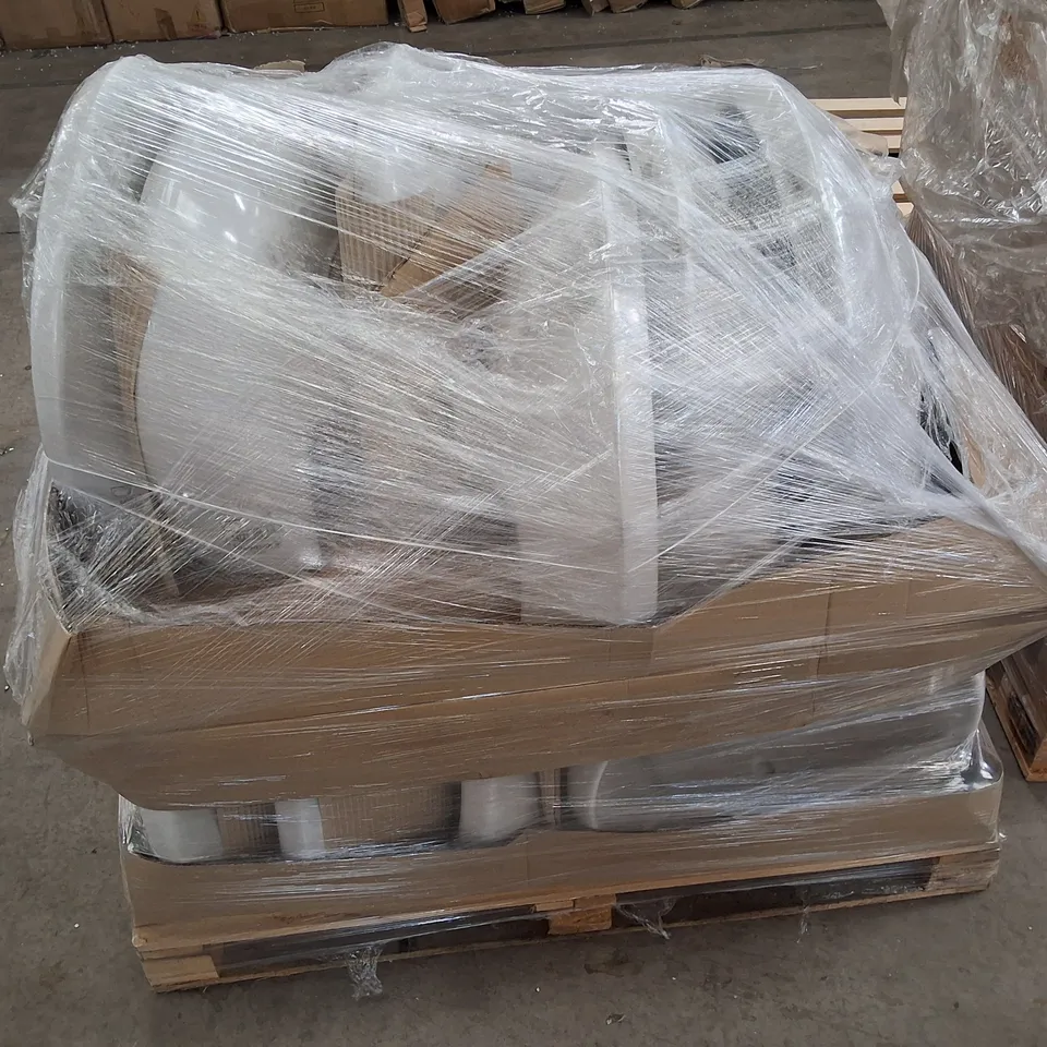 PALLET CONTAINING APPROXIMATELY 14 ROCA VALOR 1TH 560MM BASINS WHITE