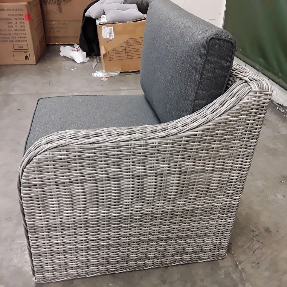 BOXED CURVED ARM LEFT CORNER CHAIR - LIGHT GREY 