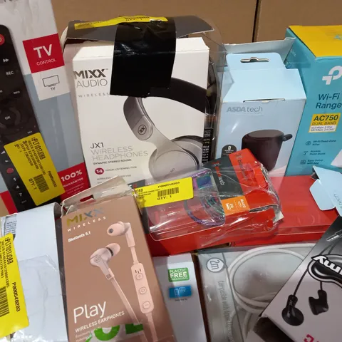 LOT OF APPROX. 10 X ITEMS TO INCLUDE MIXX JX1 WIRELESS HEADPHONES, MIXX WIRELESS EARPHONES, TP-LINK WI-FI RANGE EXTENDER, ETC.