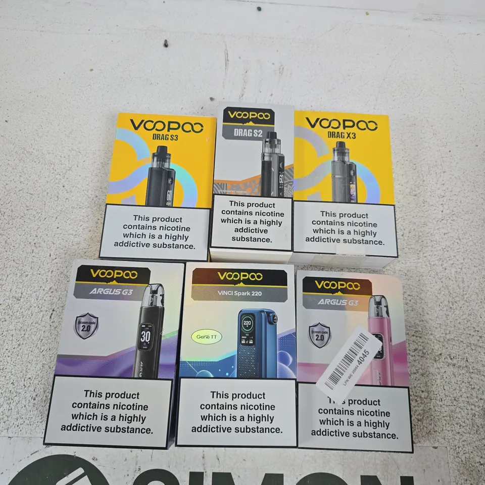APPROXIMATELY 20 ASSORTED E-CIG PRODUCTS AND ACCESSORIES TO INCLUDE VOOPOO, GEEKVAPE, ETC