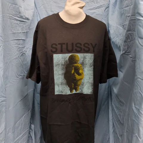 STUSSY PERMANENT COLLECTION P.D. TEE – FADED BLACK – MEDIUM