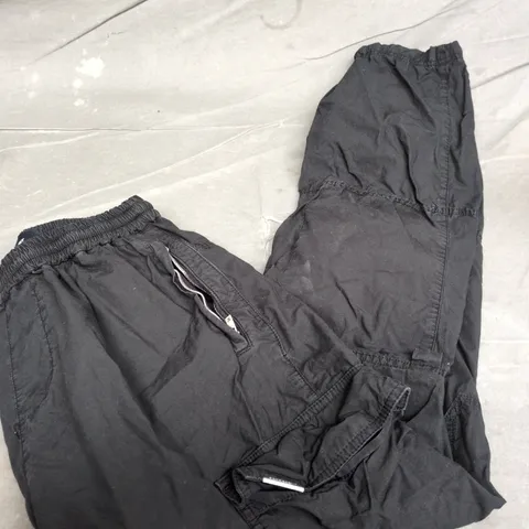 REPRESENT BLACK CARGO PANTS SIZE S 
