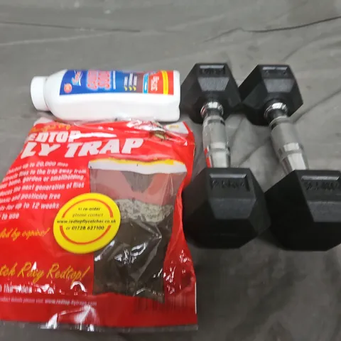 TOTE OF APPROX 4 ASSORTED HOUSEHOLD ITEMS TO INCLUDE DUMBELLS, CAUSTIC SODA AND FLY TRAP