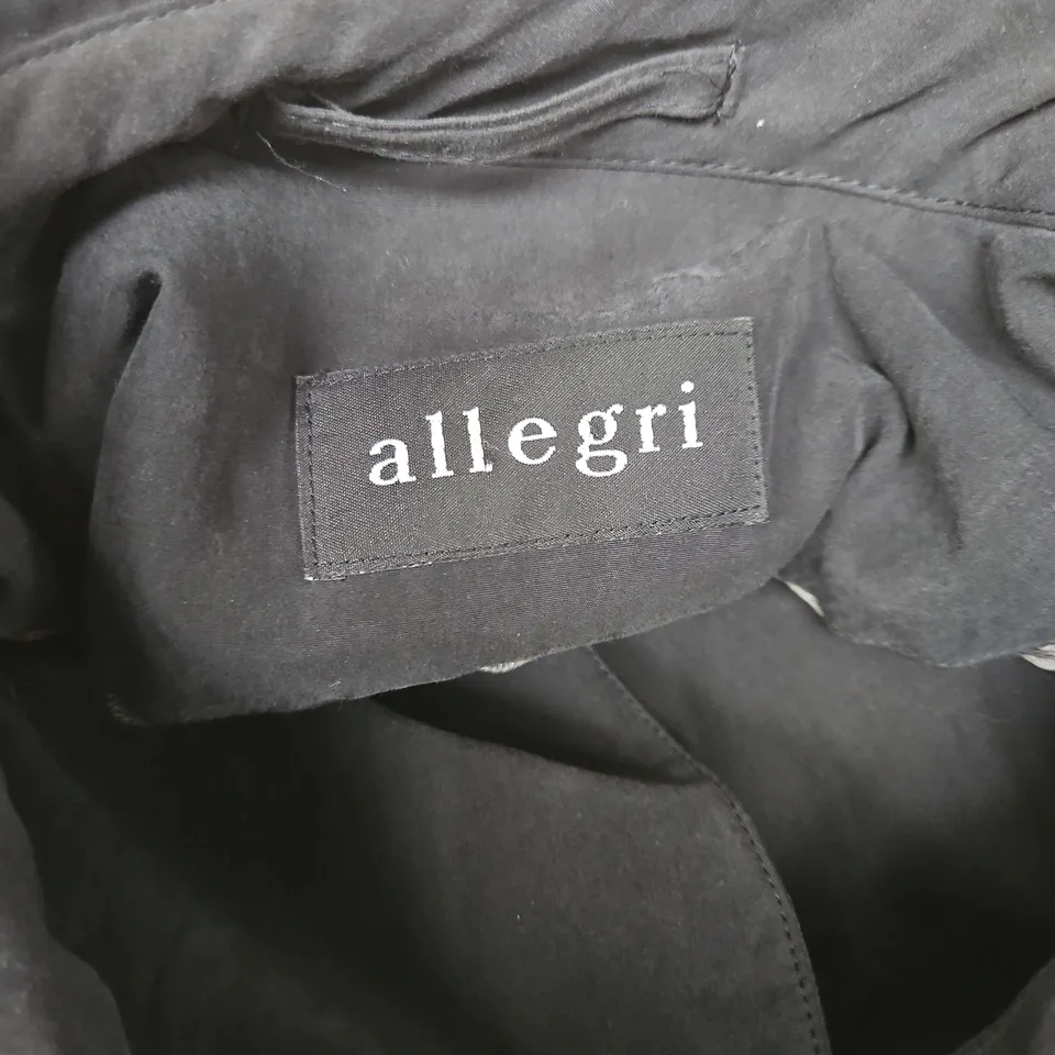 ALLEGRI BLACK COAT WITH BUTTON FRONT AND NOTCH COLLAR - SIZE UNSPECIFIED 