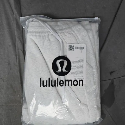 LULULEMON SWEATPANTS IN LIGHT GREY SIZE 8