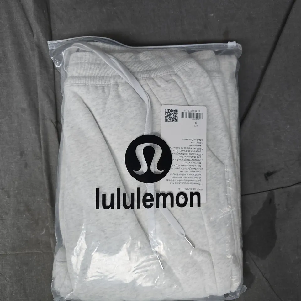 LULULEMON SWEATPANTS IN LIGHT GREY SIZE 8