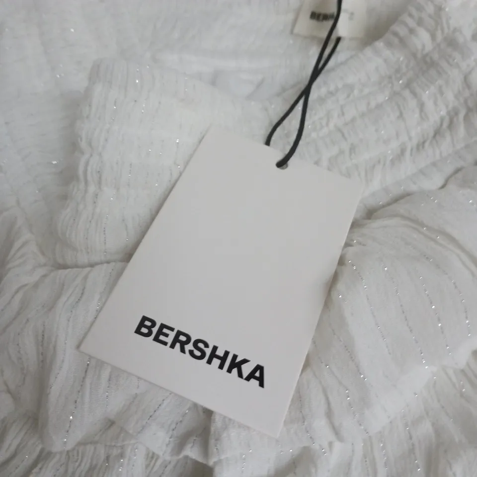 BERSHKA WHITE TEXTURED SKIRT – WOMEN'S SIZE S UK