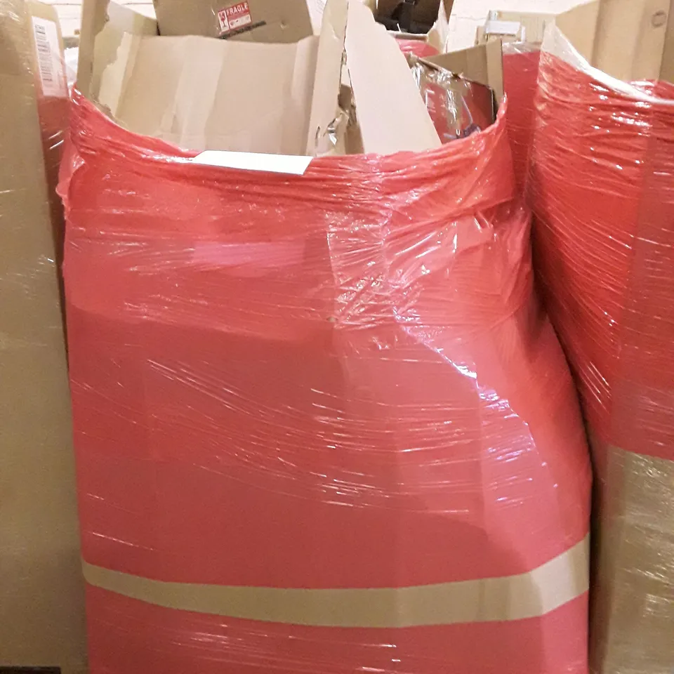 PALLET OF ASSORTED PRODUCTS INCLUDING TOILET SEAT, BED RAIL GUARD, HOLLYWOOD MAKEUP MIRROR, MAPOLOGY WORLD MAP 