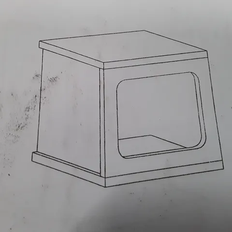 BOXED WHITE WOODEN STORAGE BOX