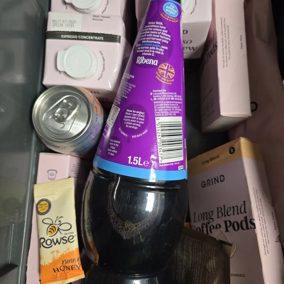APPROXIMATELY 10 ASSORTED FOOD/DRINK PRODUCTS TO INCLUDE KENDAMIL PORRIDGE, GRIND COFFEE, RIBENA DRINK ETC 