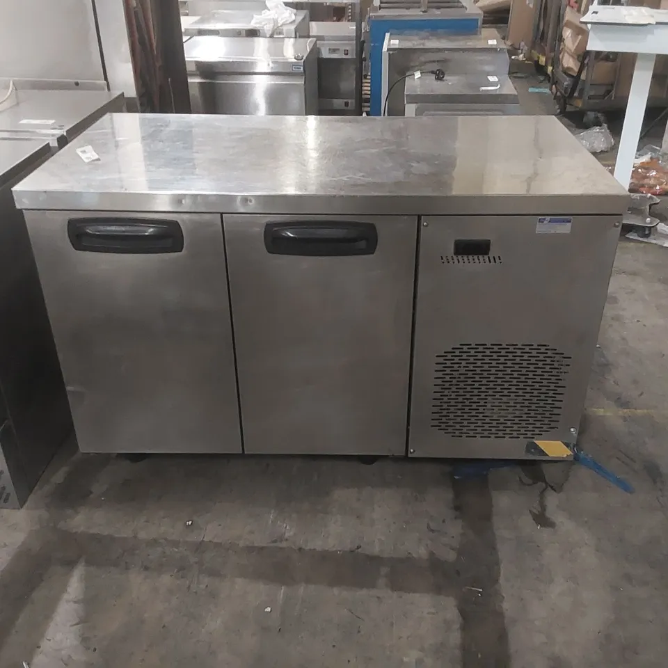 INOMAK SA COMMERCIAL TEMPERATURE CONTROLLED 2 DOOR FOOD STORAGE CABINET