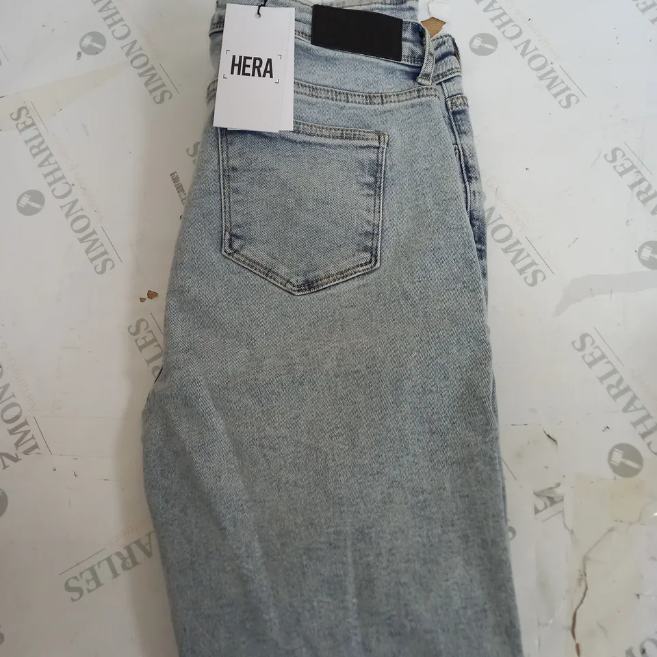 HERA MENS SLIM FIT DENIM JEANS SIZE 30R