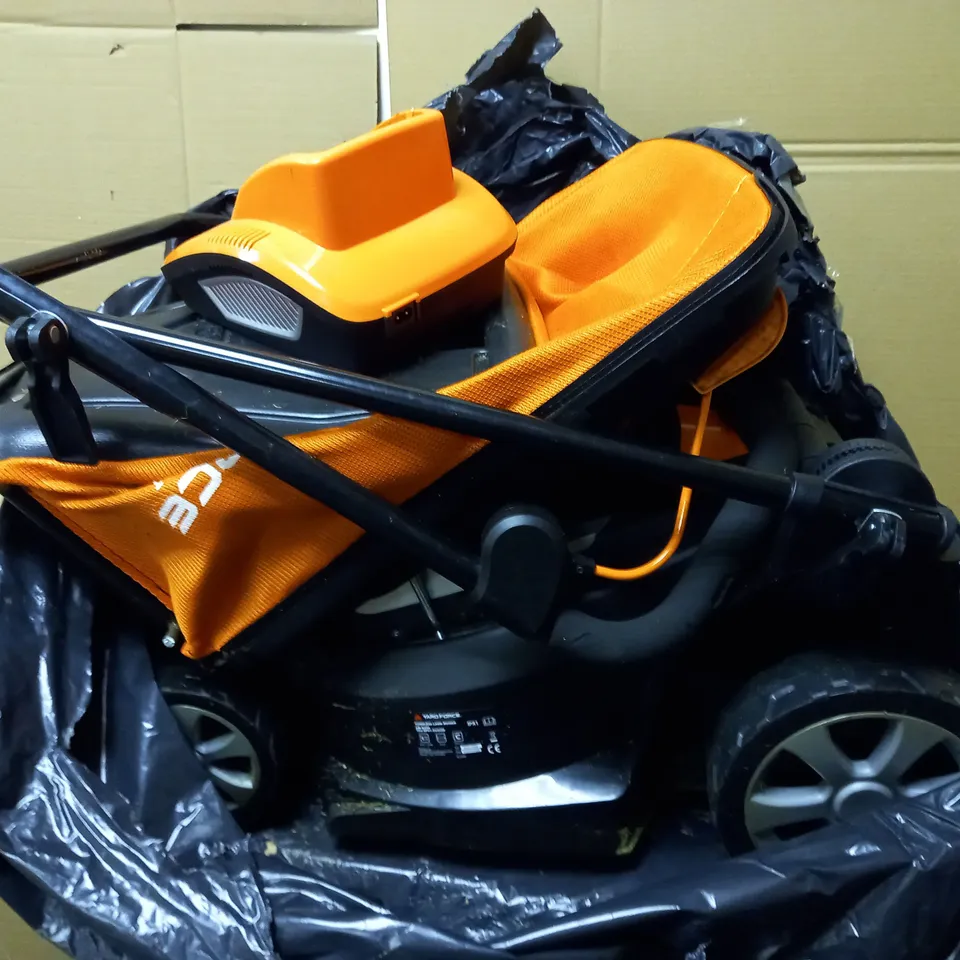 YARD FORCE CORDLESS LAWNMOWER