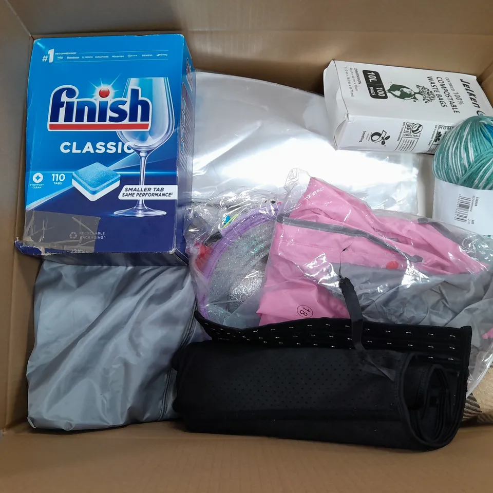 APROXIMATELY 15 ASSORTED HOUSEHOLD ITEMS TO INCLUDE WOOL , WASTE BAGS , FINISH CLASSIC TABLETS , ETC  