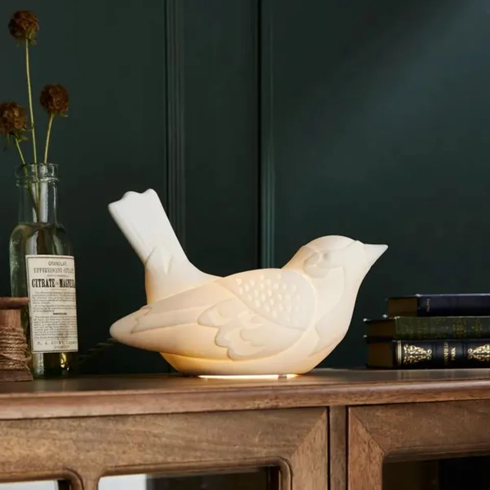 BOXED SPARROW PORCELAIN TABLE LAMP