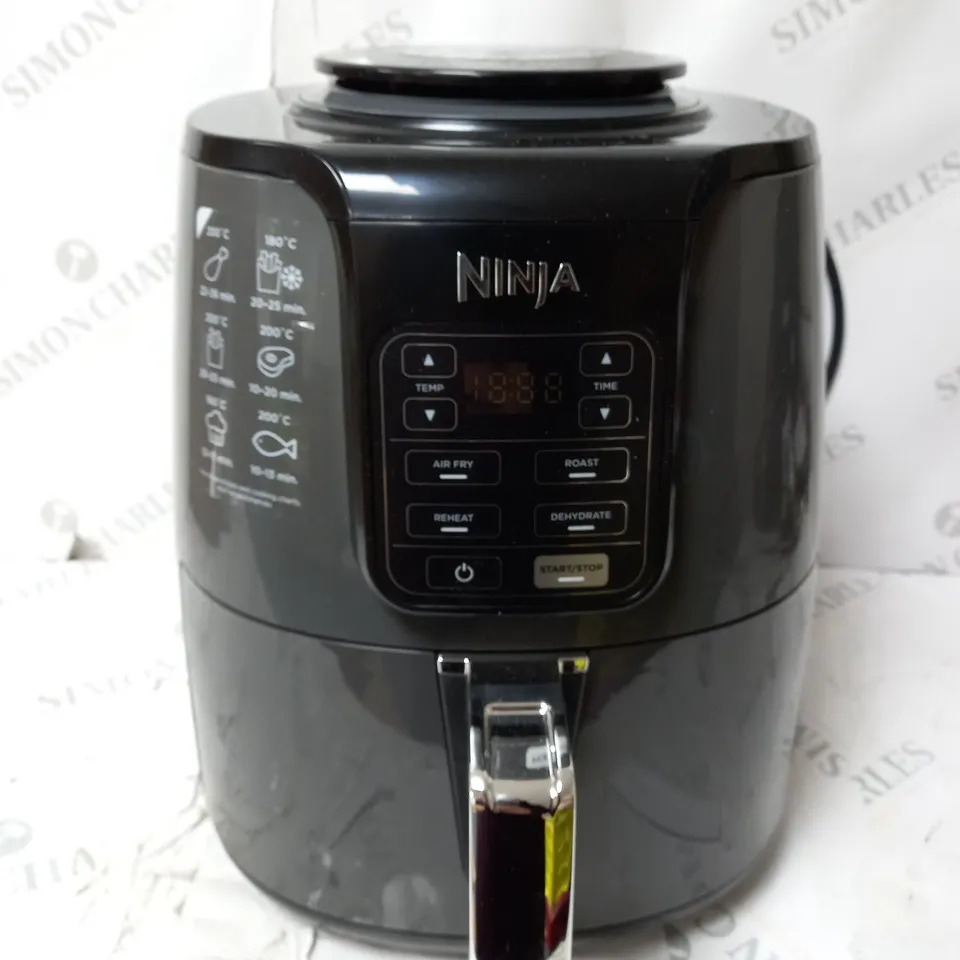NINJA AIR FRYER