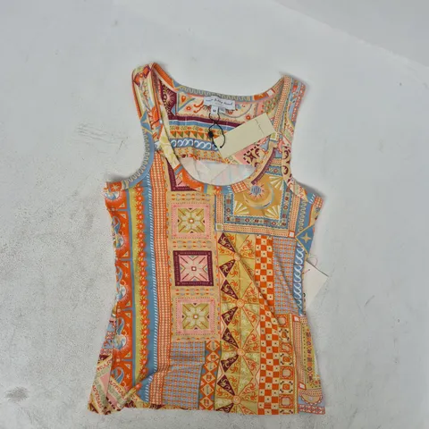 NEVER FULLY DRESSED RIBBED TANK IN DOLCE VITA PRINT SIZE MEDIUM