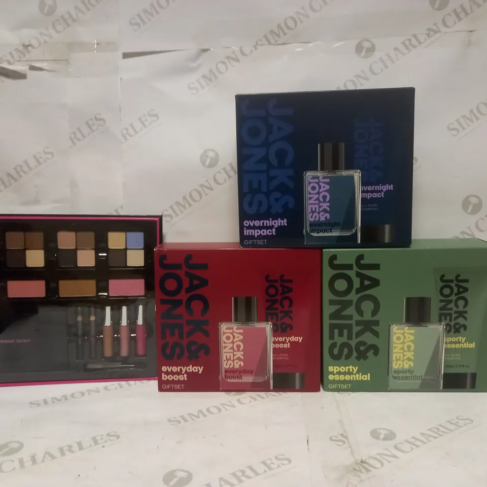 BOX OF APPROX 40 ASSORTED HEALTH & BEAUTY ITEMS TO INCLUDE - GLAM AND GO PORTABLE MAKEUP PALETTES - JACK&JONES OVERNIGHT IMPACT - MY BLEND 07 DAY FACE CRÉME ECT