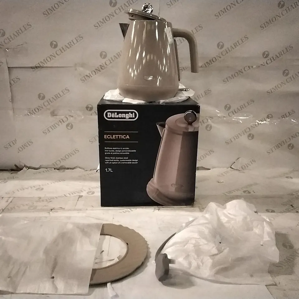 BOXED DELONGHI ECLETTICA 1.7L KETTLE 