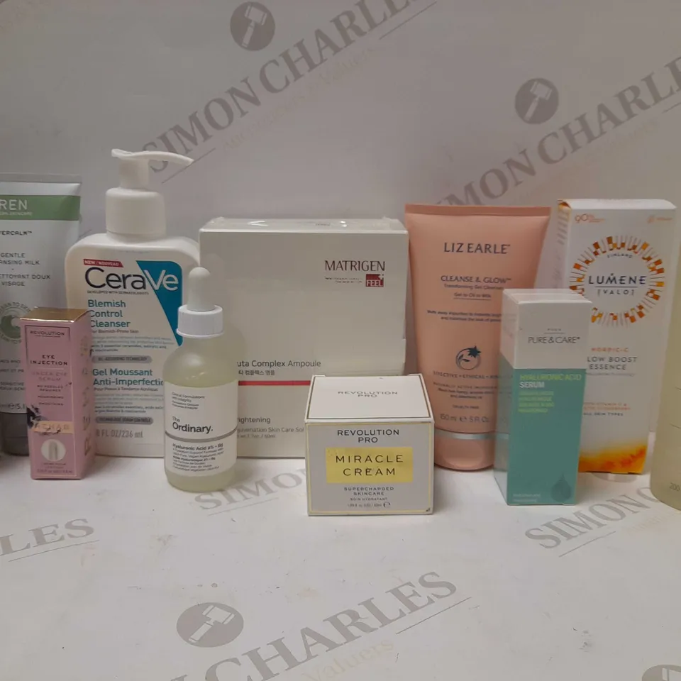 LOT OF APPROX 10 ASSORTED SKINCARE PRODUCTS TO INCLUDE CAUDALIE PURIFYING TONER, REVOLUTION PRO MIRACLE CREAM, REVOLUTION UNDER EYE SERUM, ETC