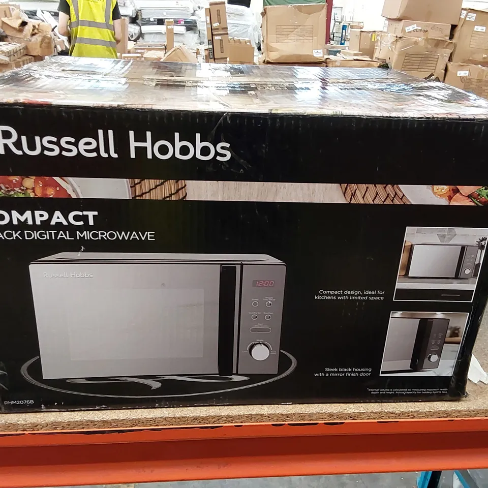BRAND NEW BOXED RUSSELL HOBBS COMPACT BLACK DIGITAL 20L 800W MICROWAVE (1 BOX)