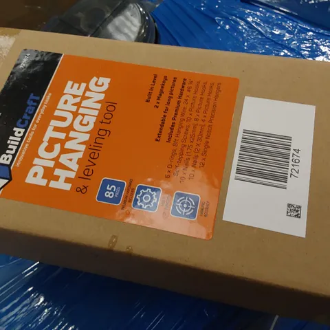 PALLET OF 270 BRAND NEW BUILDCRAFT PICTURE HANGING TOOL WITH ACCESSORIES