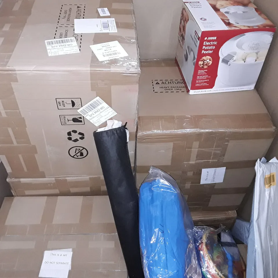 UNPROCESSED PALLET OF ASSORTED ITEMS TO INCLUDE MULTIPLE HOUSEHOLD CANDLE STICK E-PACKS