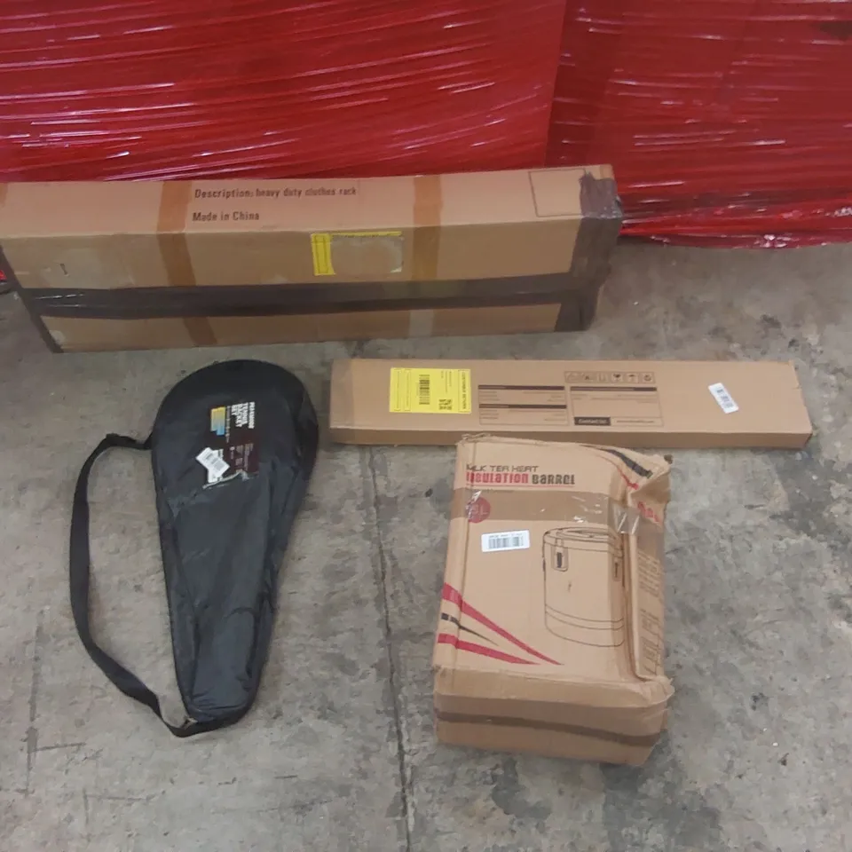 PALLET CONTAINING A LARGE QUANTITY OF ASSORTED ITEMS INCLUDING: HEAVY DUTY CLOTHES RACK, TENNIS RACKET SET, TEAK BATH TRAY, INSULATION BARREL ECT