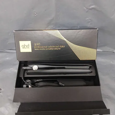 GHD GOLD PROFESSIONAL STYLER HAIR STRAIGHTNERS