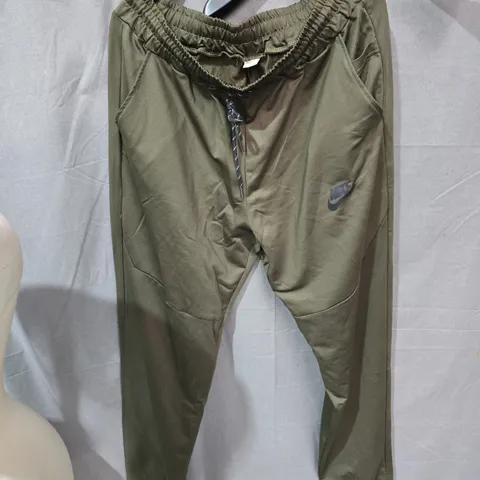 NIKE OLIVE GREEN JOGGERS – SIZE L