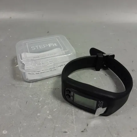 BOXED STEPFIT STEP TACKING WATCH