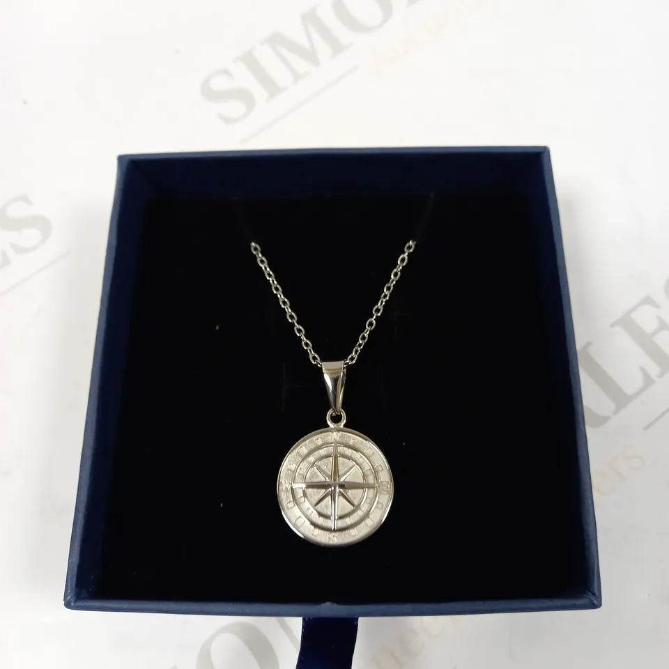 LUXESMITH SILVER EFFECT COMPASS PENDANT NECKLACE 